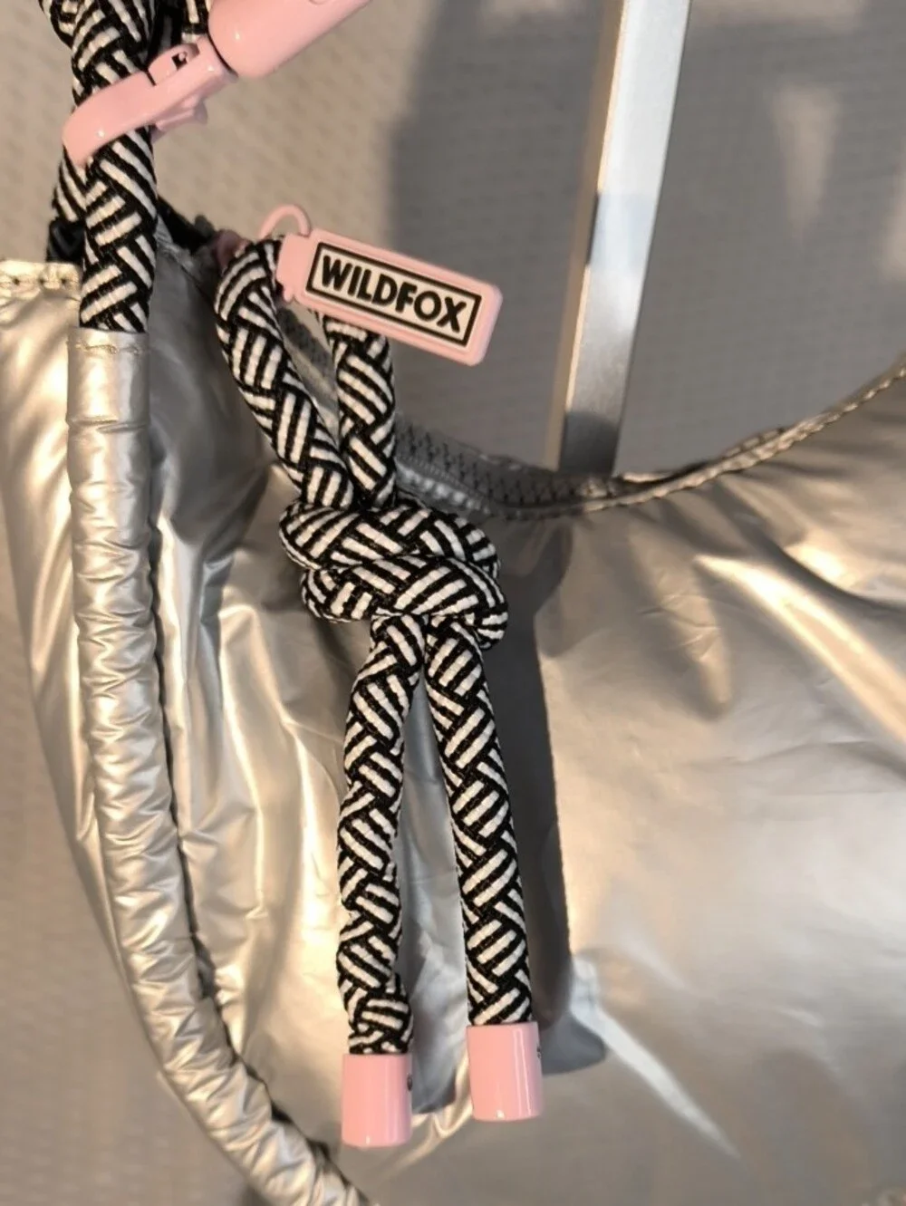 Wildfox HBWF-224-0070-30Silver Puffer Shoulder Bag with Black & White Rope Strap